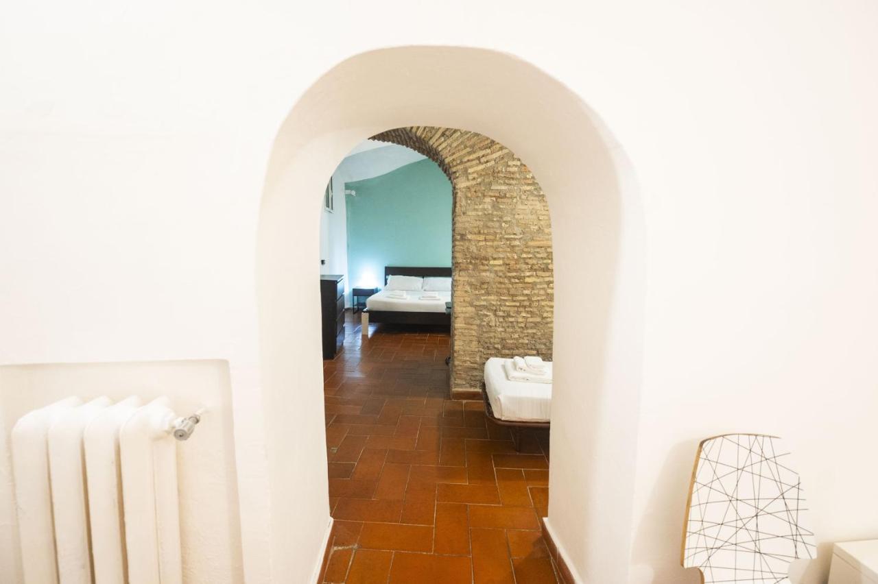 Campo De Fiori Grotto Apartment Rome Buitenkant foto