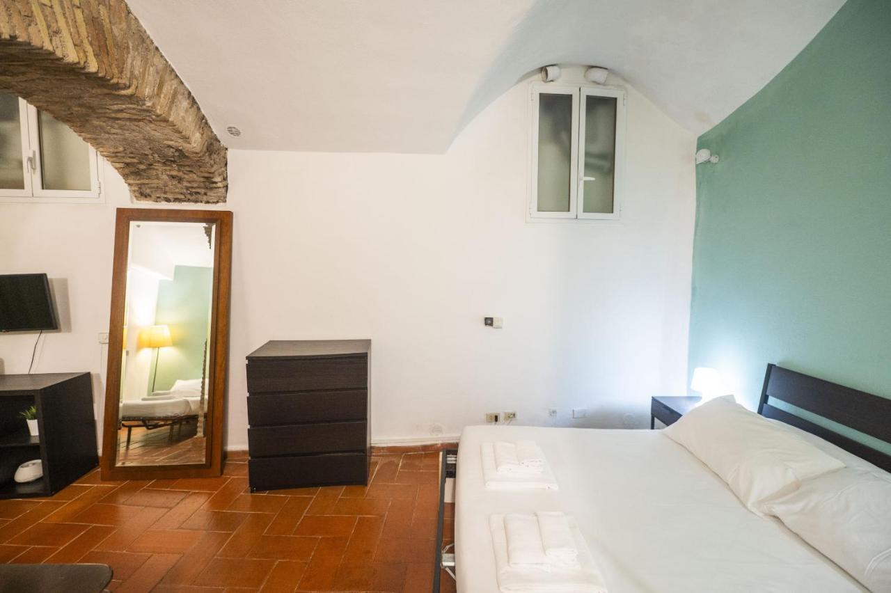 Campo De Fiori Grotto Apartment Rome Buitenkant foto