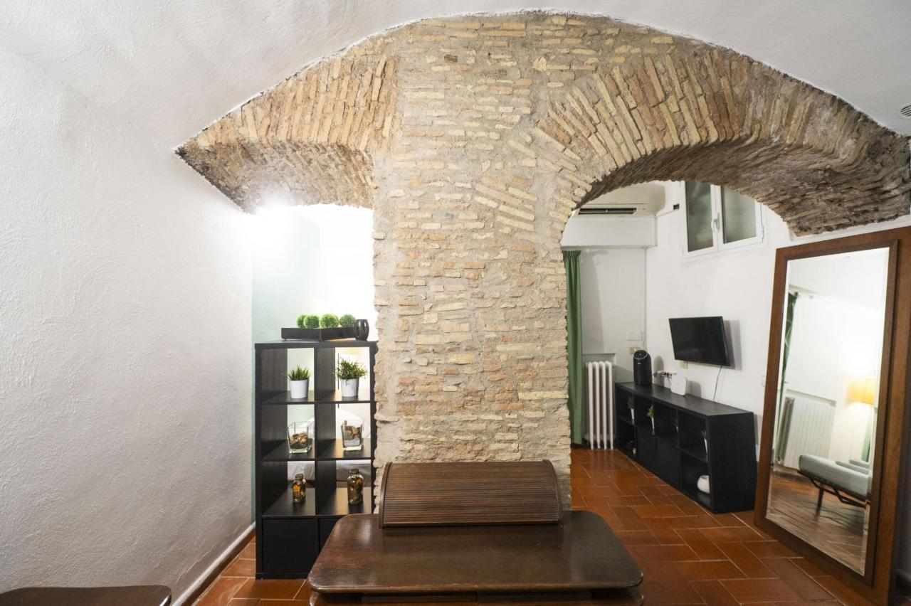 Campo De Fiori Grotto Apartment Rome Buitenkant foto