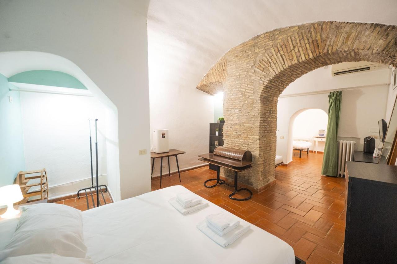 Campo De Fiori Grotto Apartment Rome Buitenkant foto